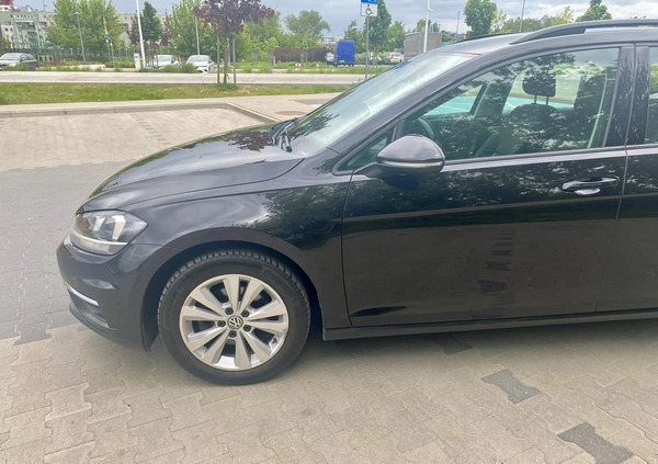 Volkswagen Golf cena 39850 przebieg: 297500, rok produkcji 2018 z Warszawa małe 781